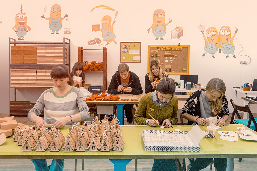 about1.png about1.png